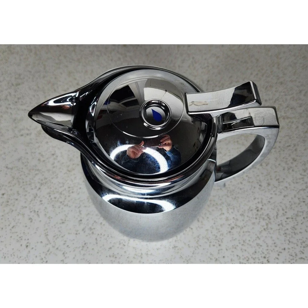 PAMPERED CHEF 42 Oz Chrome Finish Carafe Thermal Glass Liner Hot or Cold